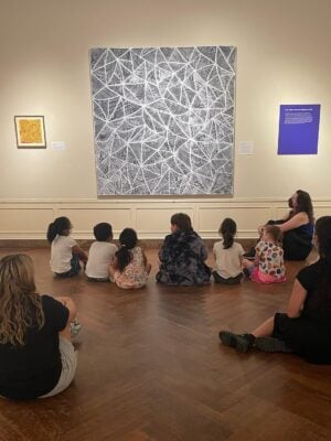 Kids tour in the galleries